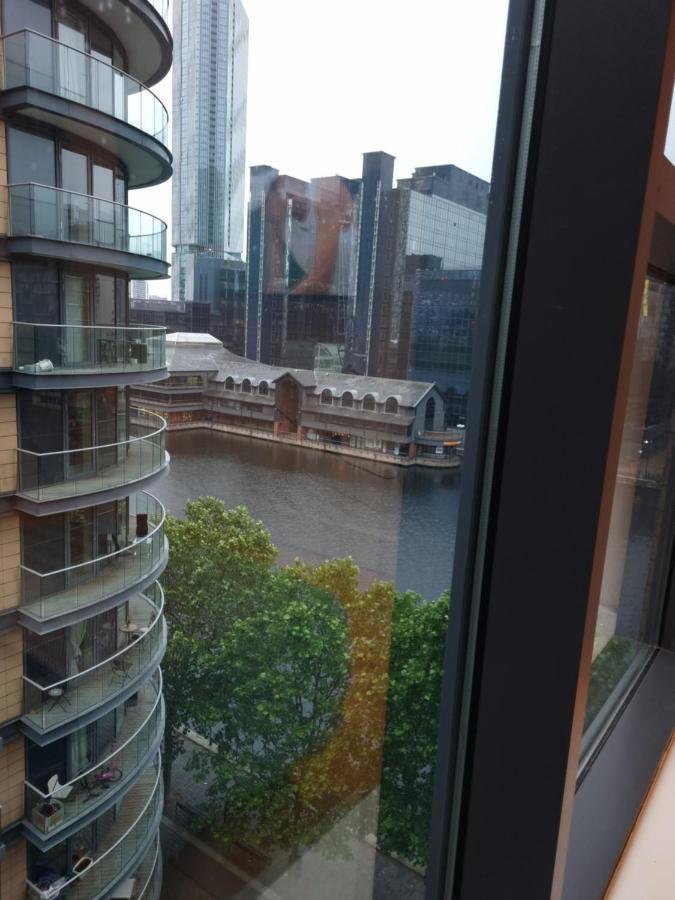 Luxury Waterside Apartment Canary Wharf London Eksteriør billede